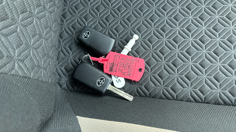 Toyota Aygo X 1.0 VVT-i Edge 5dr Petrol Hatchback